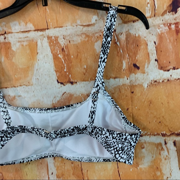 I Juniors Ribbed Bralette Bikini Top - Xhilaration - Picture 7 of 8